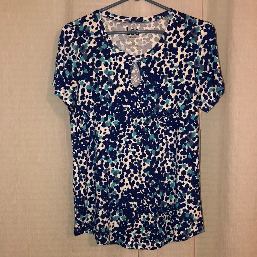 Lee M Spotted White Blue Teal Short Sleeve Tee